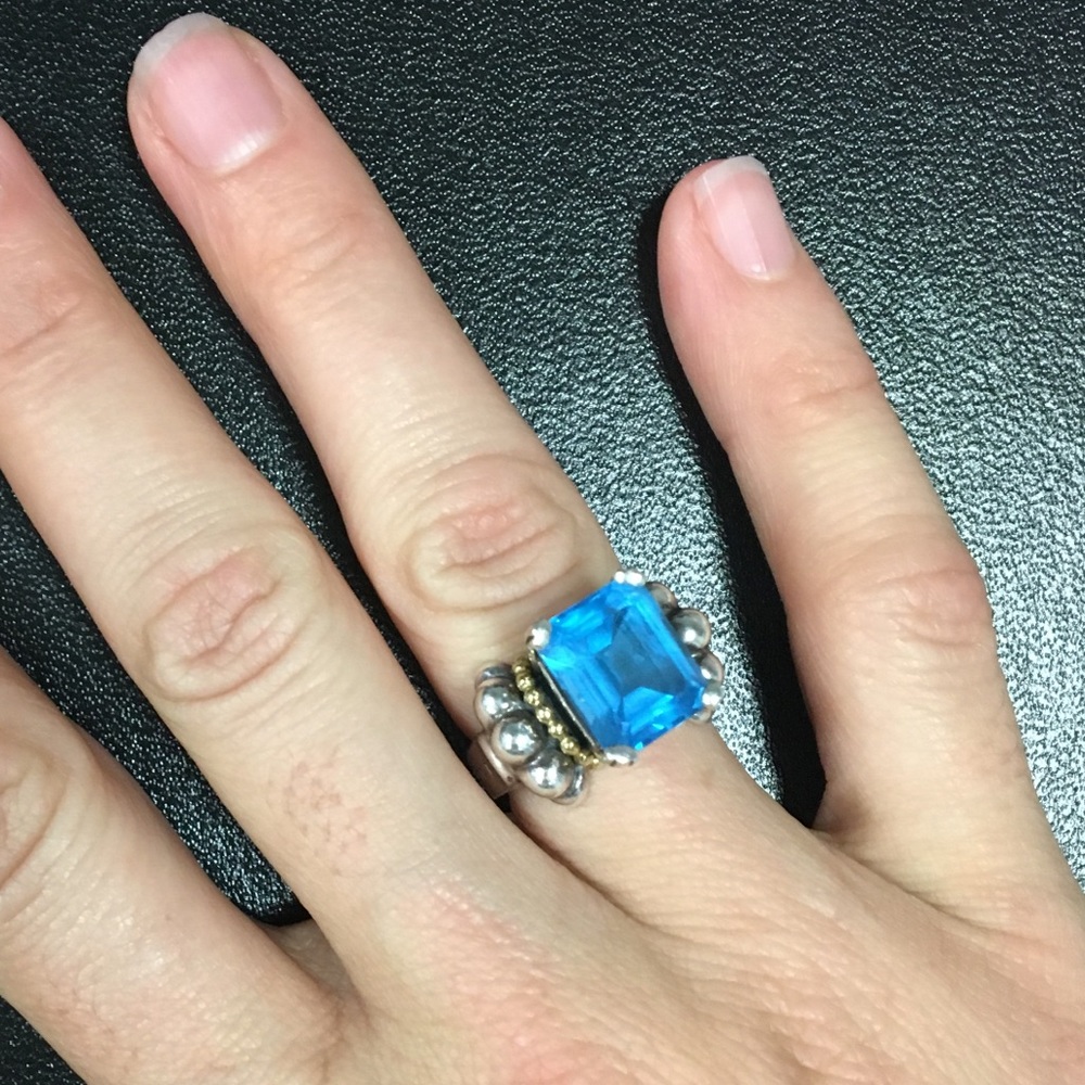 Gorgous vintage blue topaz Lagos ring